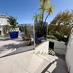 Tropicana 6c - With Sea Views, Large Terrace And Bbq Апартаменты *