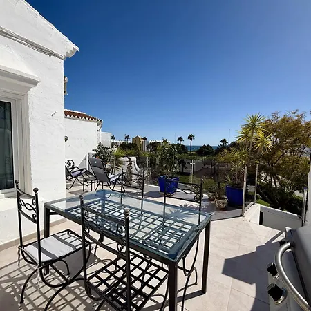 公寓 Tropicana 6c - With Sea Views, Large Terrace And Bbq
