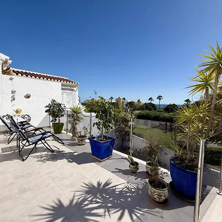 公寓 Tropicana 6c - With Sea Views, Large Terrace And Bbq
