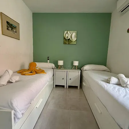 公寓 Tropicana 6c - With Sea Views, Large Terrace And Bbq