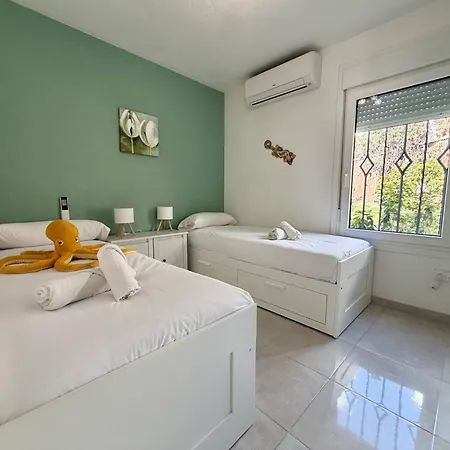 公寓 Tropicana 6c - With Sea Views, Large Terrace And Bbq *