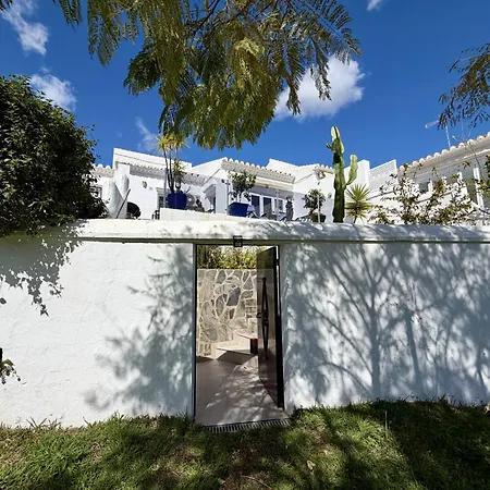 Tropicana 6c - With Sea Views, Large Terrace And Bbq *