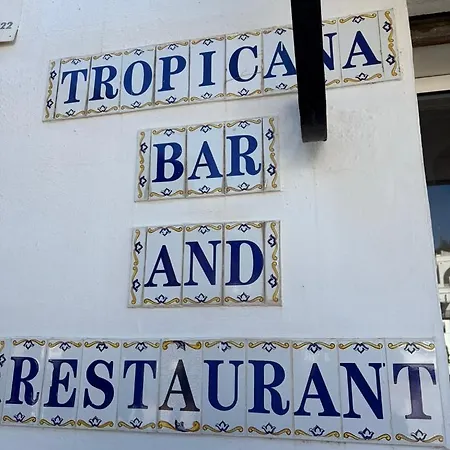 公寓 Tropicana 6c - With Sea Views, Large Terrace And Bbq *