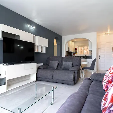 公寓 Tropicana 6c - With Sea Views, Large Terrace And Bbq