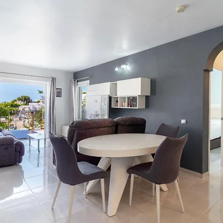 Tropicana 6c - With Sea Views, Large Terrace And Bbq Nerja