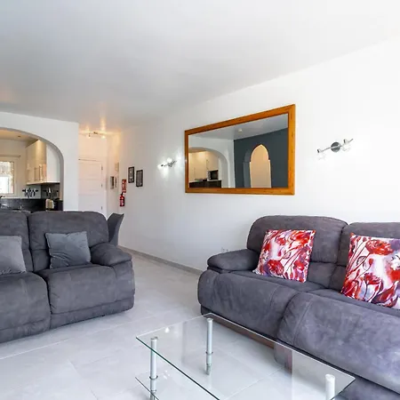 Apartament Tropicana 6c - With Sea Views, Large Terrace And Bbq