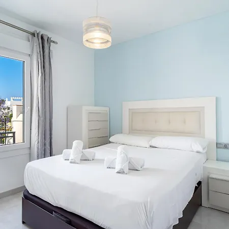 Tropicana 6c - With Sea Views, Large Terrace And Bbq 公寓 内尔哈