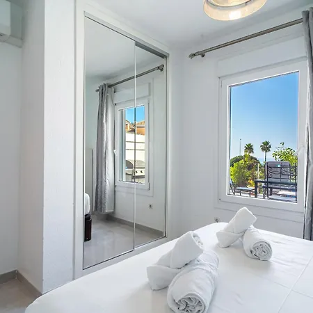 Tropicana 6c - With Sea Views, Large Terrace And Bbq * Nerja