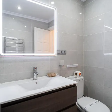 Tropicana 6c - With Sea Views, Large Terrace And Bbq 内尔哈