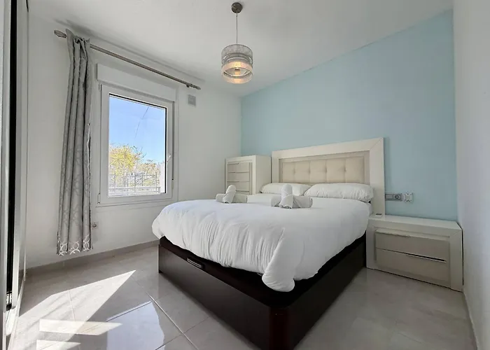 Apartament Tropicana 6c - With Sea Views, Large Terrace And Bbq *