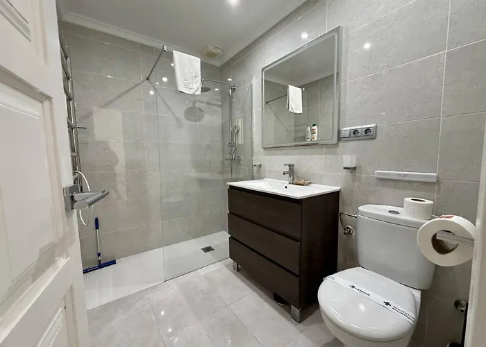 Tropicana 6c - With Sea Views, Large Terrace And Bbq * Nerja